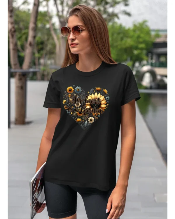 Koszulka Her heart is a garden UNISEX