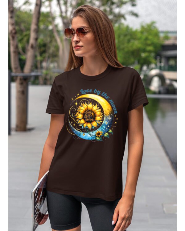 Koszulka Love by the moon UNISEX
