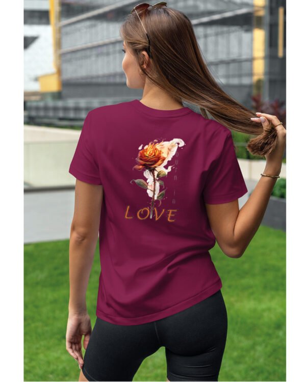 Koszulka Burn in Love <br>Romantyczny płomień - Unisex, dla niej