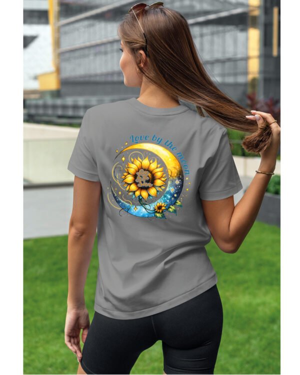 Koszulka Love by the moon UNISEX