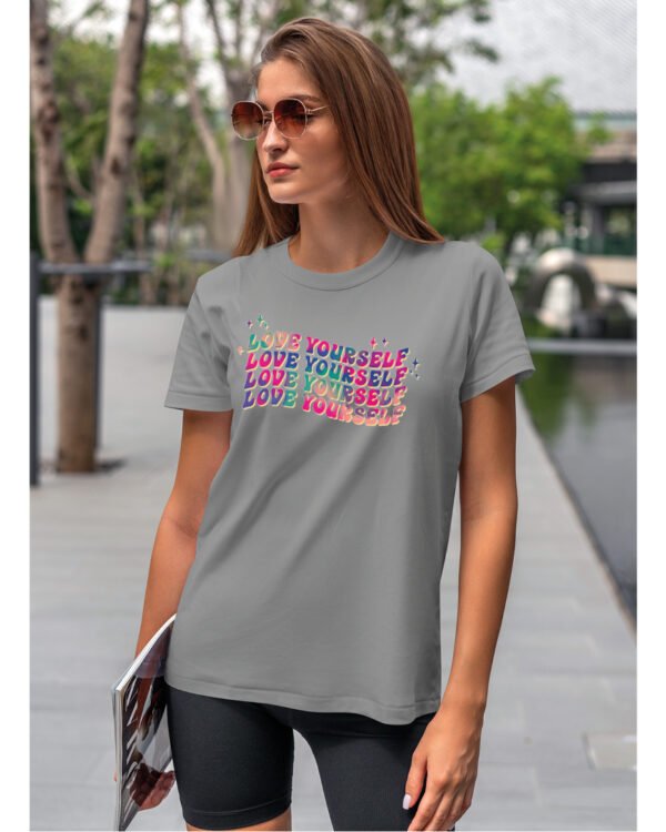 Koszulka Love Yourself, Pokochaj siebie – Unisex