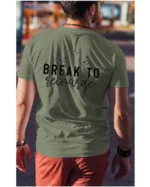 Koszulka Znajdź chwilę na odpoczynek, „Break to recharge” – Unisex