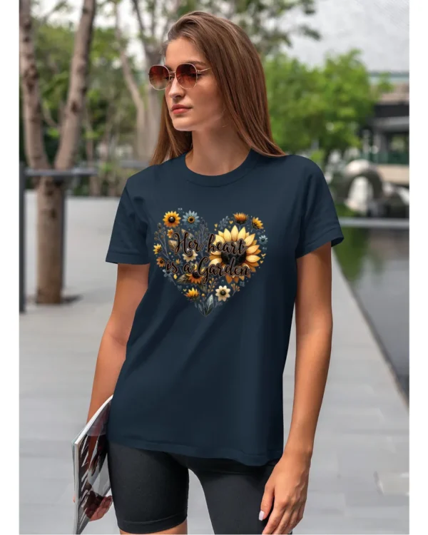 Koszulka Her heart is a garden UNISEX