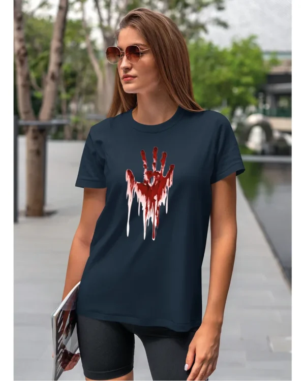 Koszulka Krwawe ślady, koszulka, koszulka damska, t-shirt damski, koszulka damska z nadrukiem, koszulka z napisem