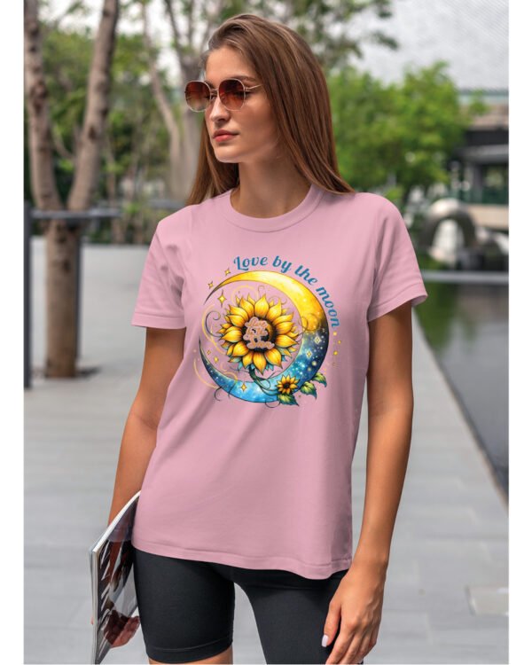 Koszulka Love by the moon UNISEX