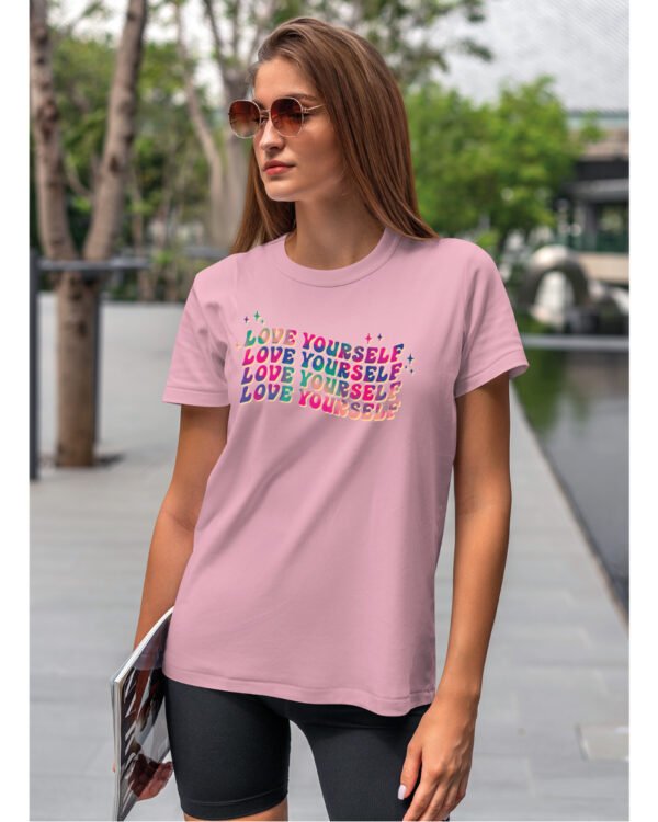 Koszulka Love Yourself, Pokochaj siebie – Unisex