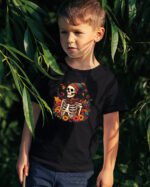 Halloweenowa Koszulka Dziecięca "Jesienny szkielet" – gotowy na zimne dni! – Wybierz Kolor!