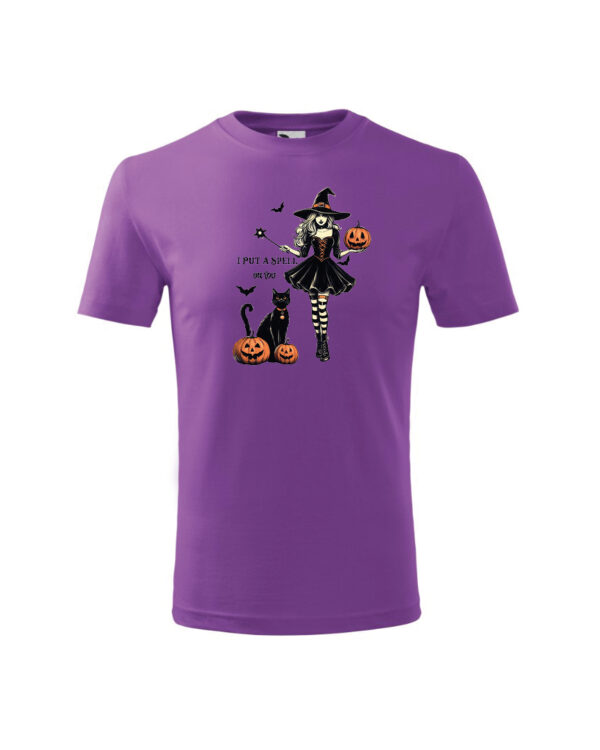 TL TS KID PUR DTF 0709 A Halloweenowa Koszulka Dziecięca "Czarownica rzuca zaklęcie" – magia – Wybierz Kolor!