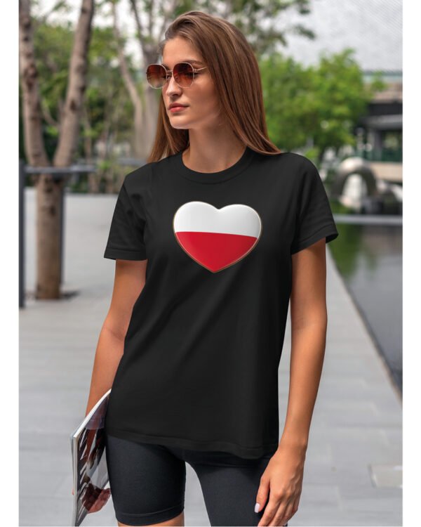 Patriotyczna Koszulka Unisex "Polska w sercu" – Wybierz Kolor!