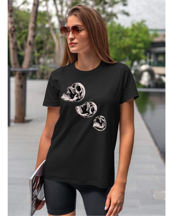 Halloweenowa Koszulka Unisex "Skull Trio" – Wybierz Kolor!