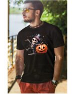 Halloweenowa Koszulka Unisex "Szkieletor i Dynia" – Wybierz Kolor!
