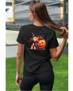 Halloweenowa Koszulka Unisex "Piesek Czarodziej i Dynia" – Wybierz Kolor!