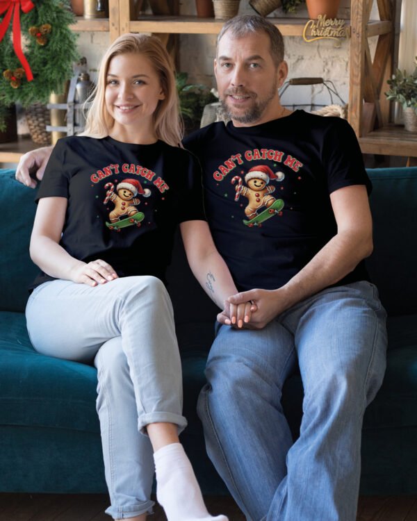 Świąteczna Koszulka “Can't Catch Me – Świąteczny Pierniczek” – Unisex