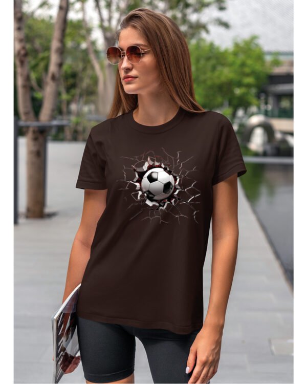 Koszulka Siła futbolu, „Piłka przebija wszystko” – Unisex