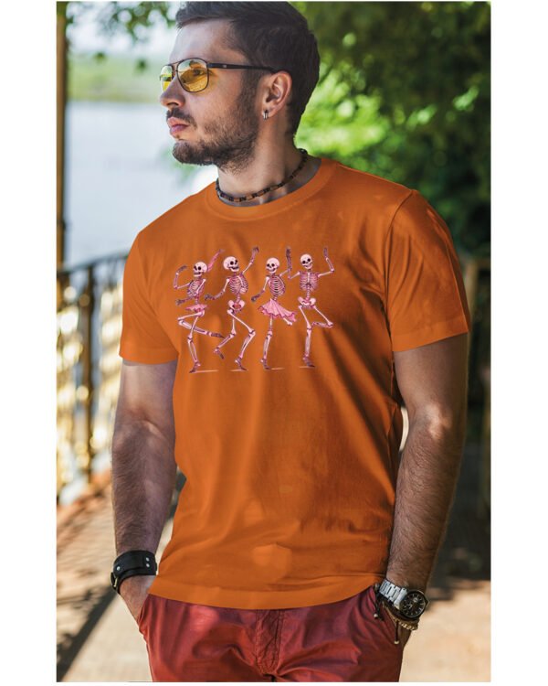 Halloweenowa Koszulka Unisex "Dancing Skeletons" – Wybierz Kolor!