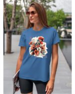 Koszulka Egzotyczny Urok Natury <br>Papuga w Kwiatowym Otoczeniu - Unisex, dla niej