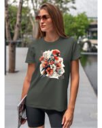 Koszulka Egzotyczny Urok Natury <br>Papuga w Kwiatowym Otoczeniu - Unisex, dla niej