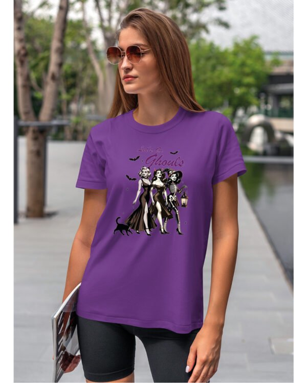 Halloweenowa Koszulka Unisex "Let’s Go Ghouls"- Girls Squad – Wybierz Kolor!