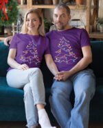 Świąteczna Koszulka “Choinka z Kolorowych Lampek”  – Unisex