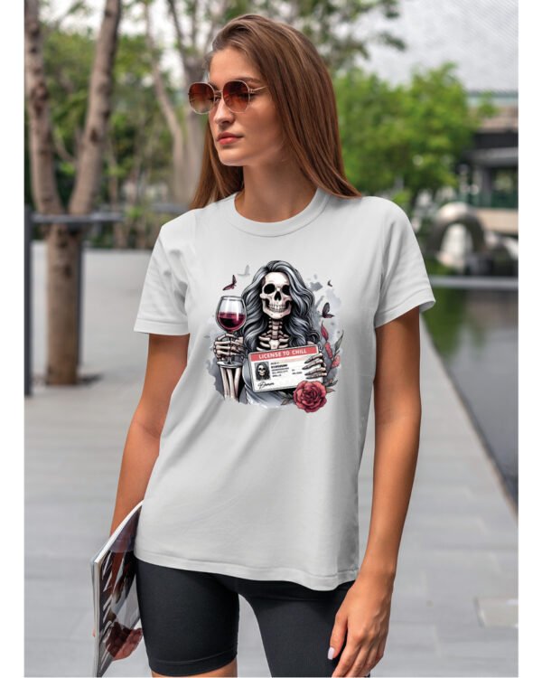 Koszulka License to Chill <br>Wino i relaks - Unisex, dla niej
