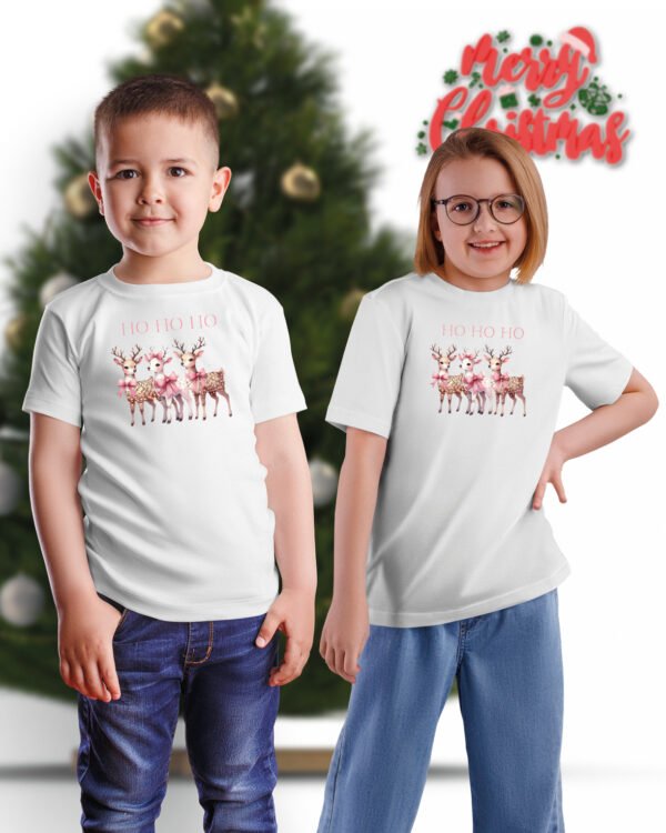 Świąteczna Koszulka Dziecięca “Ho Ho Ho – Renifery z Kokardami”
