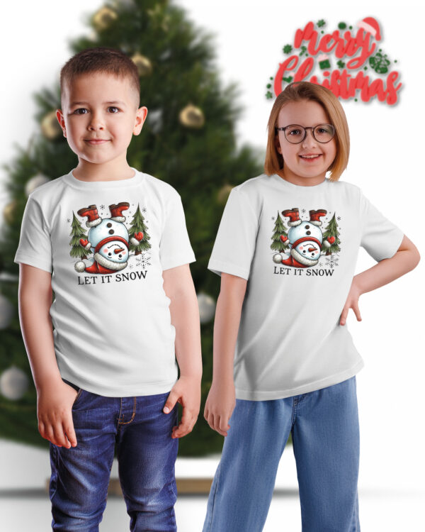 TL TS UNI SNO PRI 0751 A KIDS Świąteczna Koszulka Dziecięca “Let It Snow – Wesoły Bałwanek”