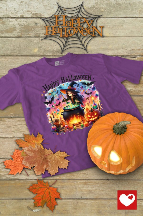 Halloweenowa Koszulka Dziecięca "Czarownica przy kotle" – Wybierz Kolor!