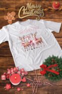 Świąteczna Koszulka “Ho Ho Ho – Renifery z Kokardami” – Unisex