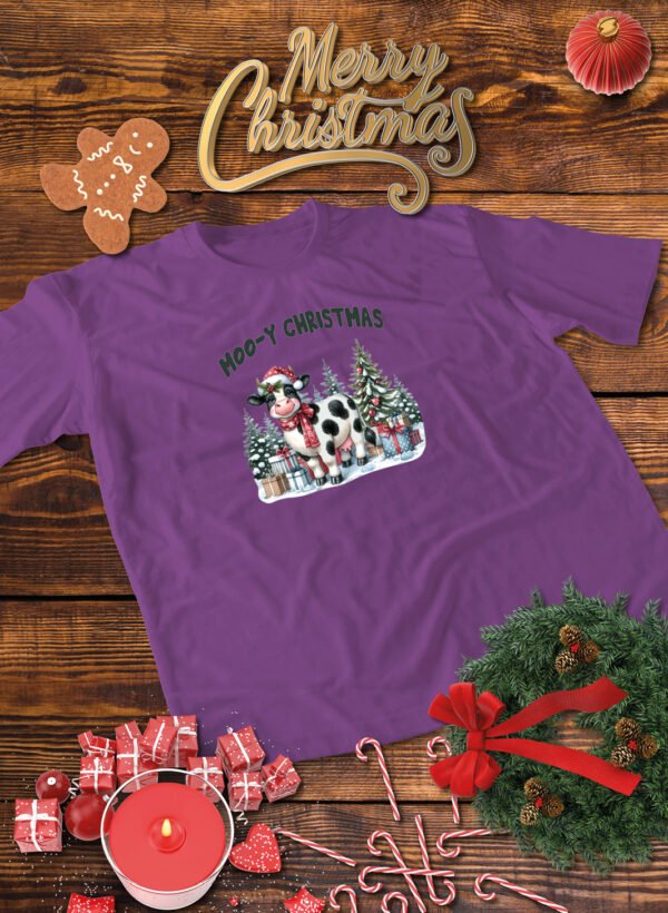 Świąteczna Koszulka “Moo-y Christmas – Świąteczna Krówka" – Unisex