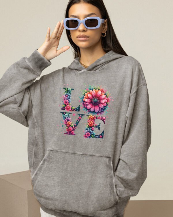 Bluza oversize z kapturem <br>LOVE - efekt sprania