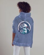 Bluza oversize z kapturem <br>Old Skull Friend - efekt sprania