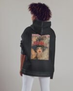 Bluza oversize z kapturem <br>Moulin Rouge Retro - efekt sprania