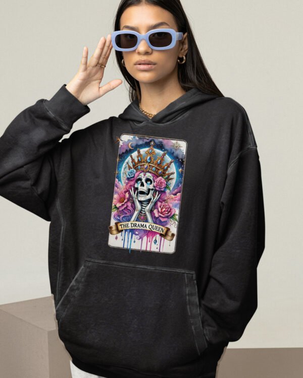 Bluza oversize z kapturem <br>The Drama Queen - efekt sprania