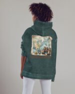 Bluza oversize z kapturem <br>Explore, Dream, Discover - efekt sprania