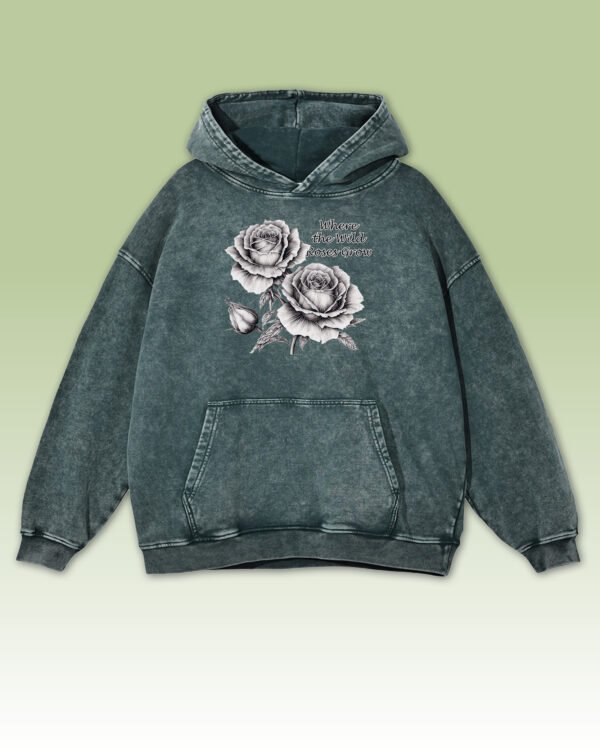 Bluza oversize z kapturem <br>Wild Roses - efekt sprania