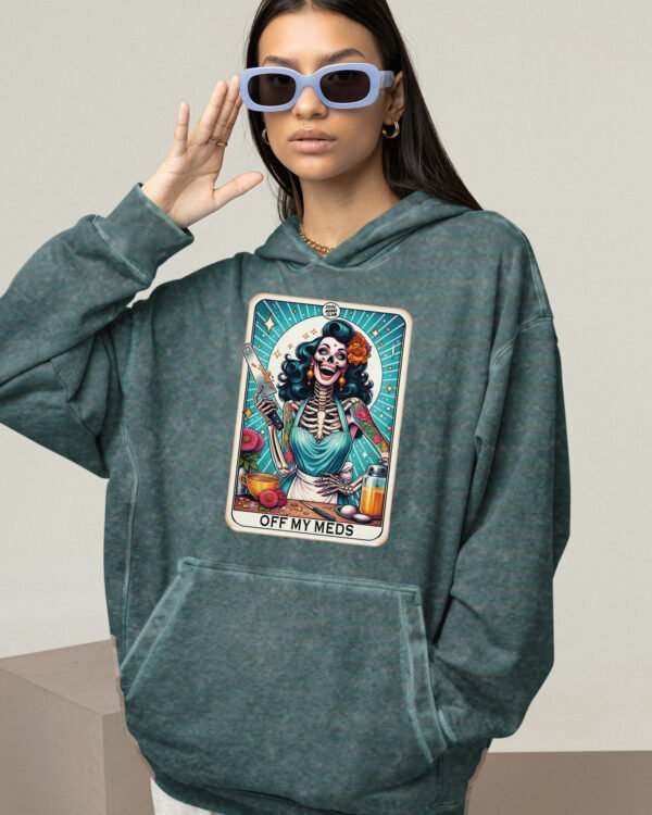 Bluza oversize z kapturem <br>Off My Meds - efekt sprania