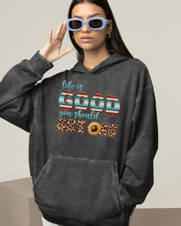 Bluza oversize z kapturem <br>Life is Good - efekt sprania