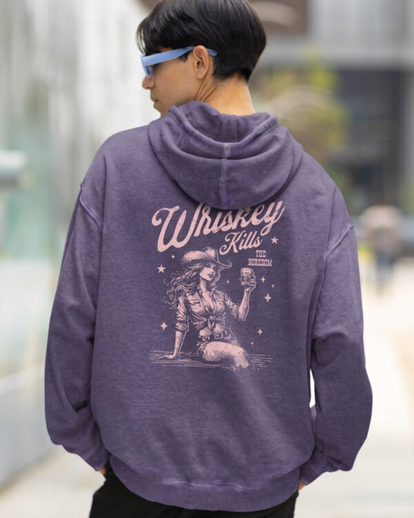 Bluza oversize z kapturem <br>Whiskey Kills Boredom - efekt sprania