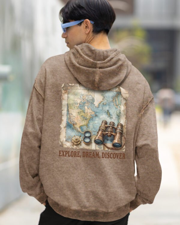 Bluza oversize z kapturem <br>Explore, Dream, Discover - efekt sprania