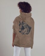 Bluza oversize z kapturem <br>Love for Horses - efekt sprania