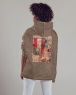 Bluza oversize z kapturem <br>Moulin Rouge Romantic - efekt sprania