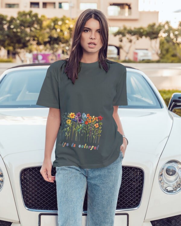 Luźna koszulka damska <br>Life is Colorful