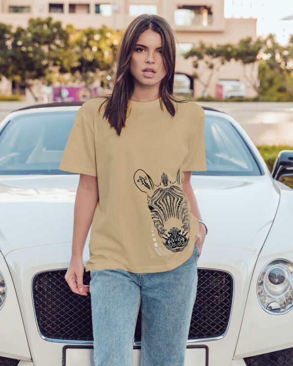 Luźna koszulka damska <br>Zebra - edycja White
