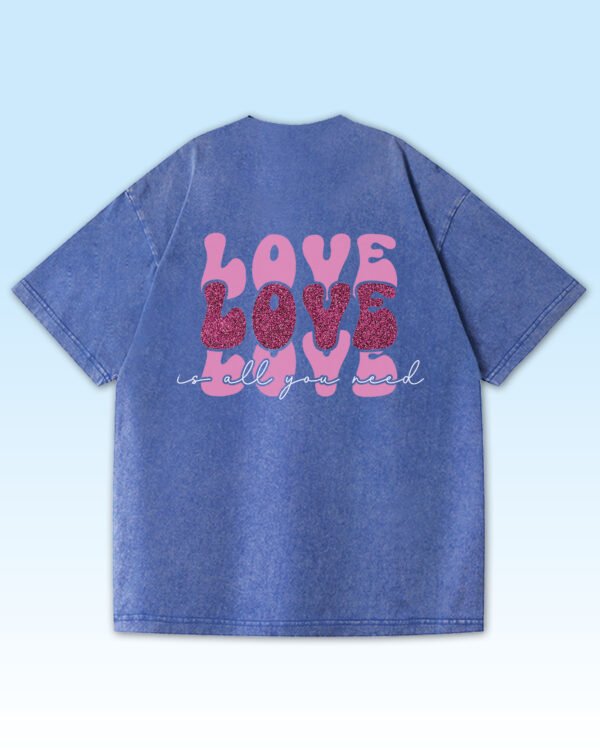 Damska koszulka oversize Love is All You Need Męska koszulka oversize Love is All You Need