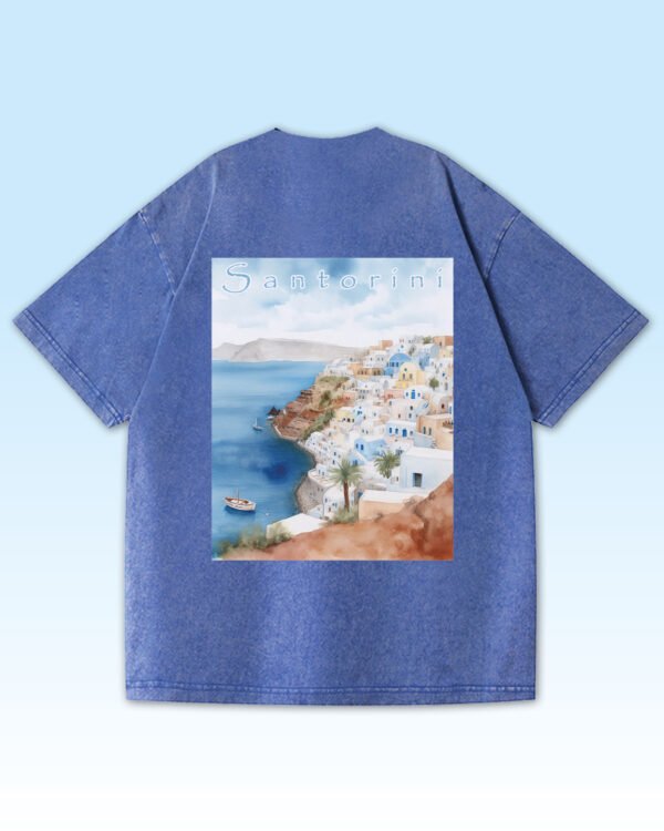 Damska koszulka oversize z widokiem na Santorini - efekt sprania Męska koszulka oversize z widokiem na Santorini - efekt sprania