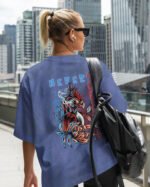 Damska koszulka oversize <br>Never Surrender - efekt sprania