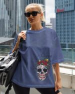 Damska koszulka oversize <br>Queen Skull - efekt sprania