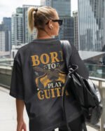 Damska koszulka oversize <br>Born to Play - efekt sprania