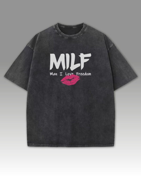 Męska koszulka oversize <br>MILF - efekt sprania
