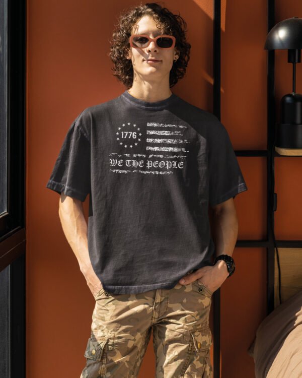Męska koszulka oversize <br>1776 We the People - efekt sprania